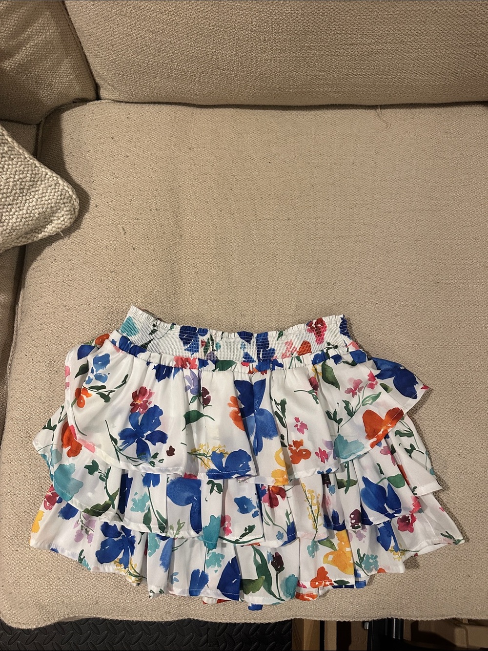 Came for dinner tiered teen mini skirt 
Barely worn